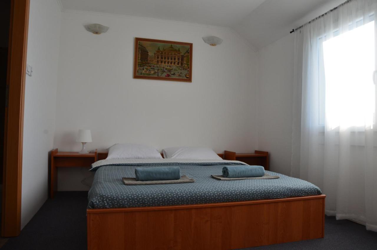 Enka Apartmani Beograd Bagian luar foto